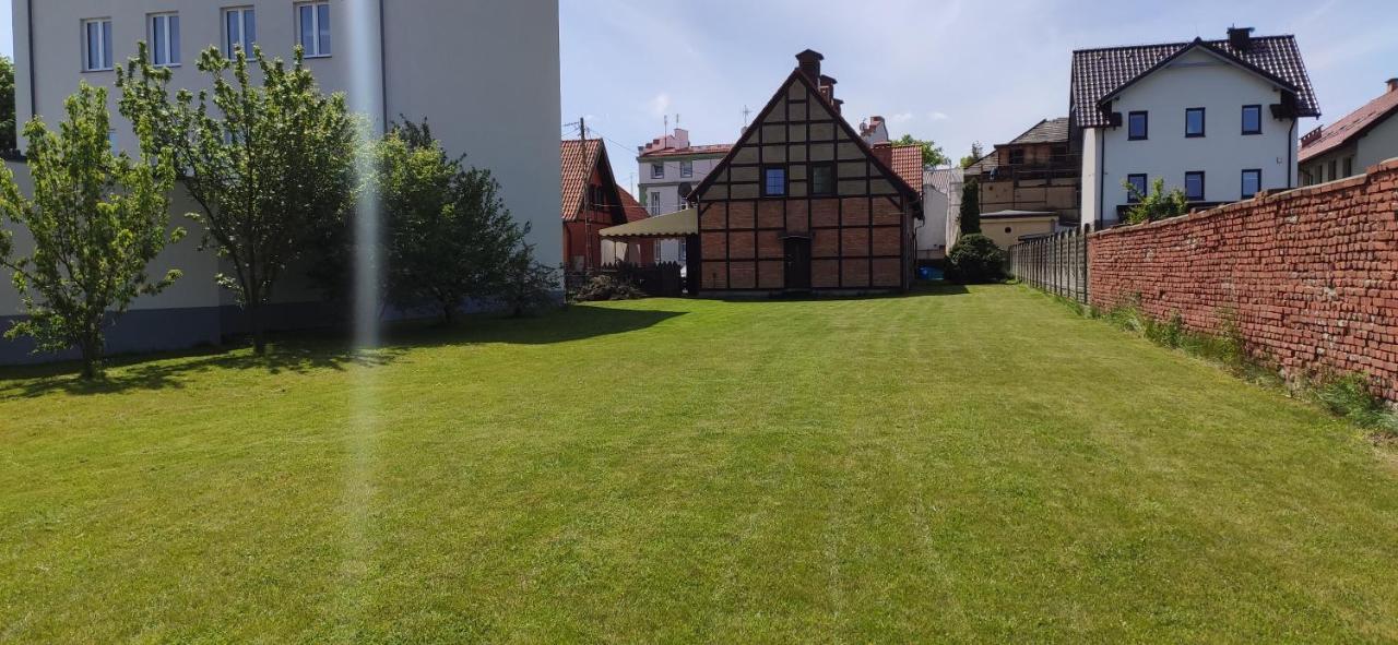 Izby Goscinne Stara Olejarnia Nowy Dwor Gdanski Exterior photo